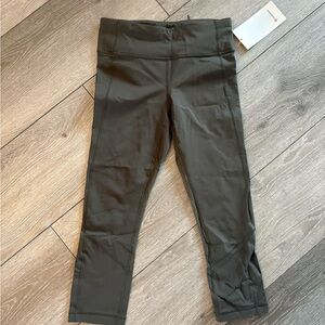 Lululemon Women’s Pace Rival Crop 22’ Leggings, Size 6